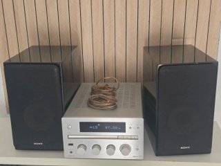 Sony Hi-Fi CMT-G1iP + Altavoces SS-CG1