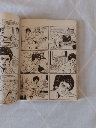 EXTRA COMICS. LOTE DE 5 TOMOS DE LA COLECCIÓN.