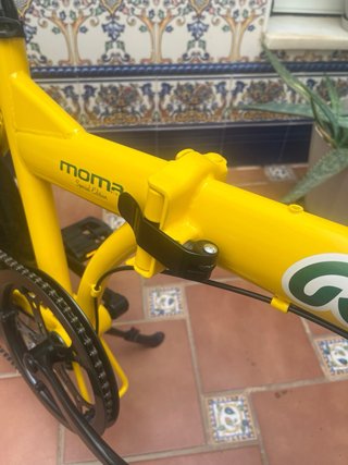 Bicicleta plegable Moma Ricola amarilla