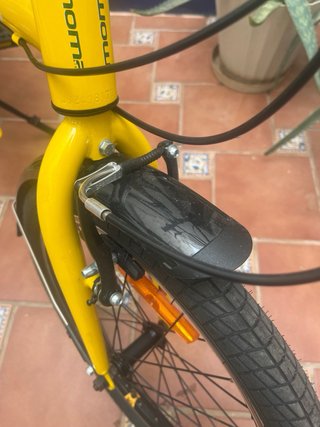 Bicicleta plegable Moma Ricola amarilla