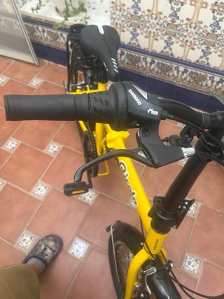 Bicicleta plegable Moma Ricola amarilla