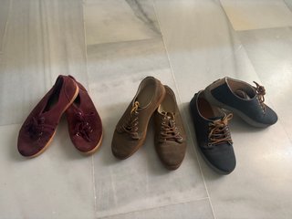 Lote 3 pares zapatos casuales