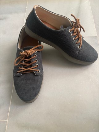 Lote 3 pares zapatos casuales