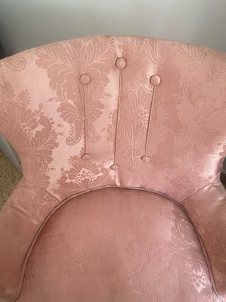 Butaca estilo María Antonieta rosa
