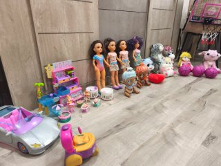 Lote Juguetes Muñecas Coche Hotel Accesorios