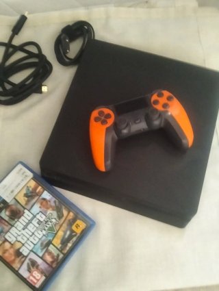 PS4 Slim 500GB + GTA V