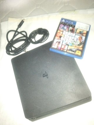 PS4 Slim 500GB + GTA V