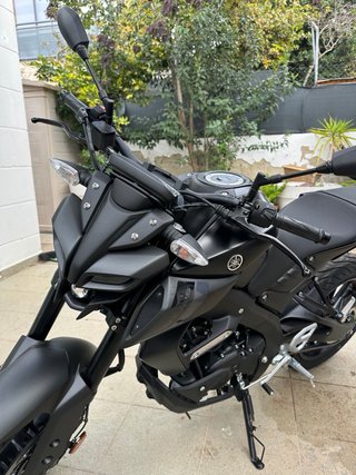 Yamaha MT-125 Negra