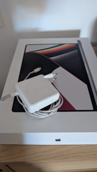 MacBook Pro 16 2019