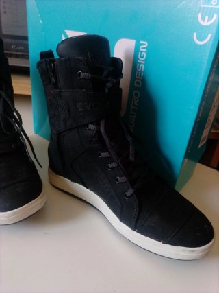 Botas moto negras talla 38