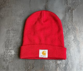 Cappellino lana Carhartt rosso Y2K