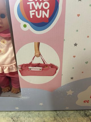 Carrito de muñeca Bébé Léa con accesorios
