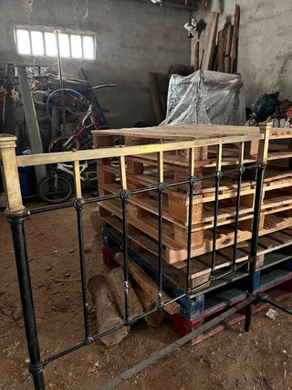 Cama de forja