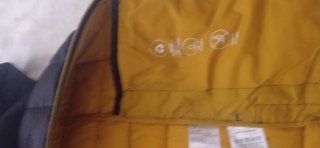 Chaqueta acolchada Regatta negra y amarilla