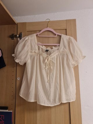 Blusa coreana color crema