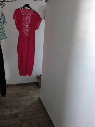 Vestido rosa bordado talla única