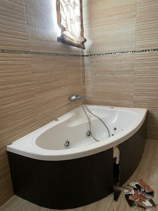 Bañera hidromasaje lista para montar. Buen estado
