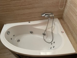 Bañera hidromasaje lista para montar. Buen estado