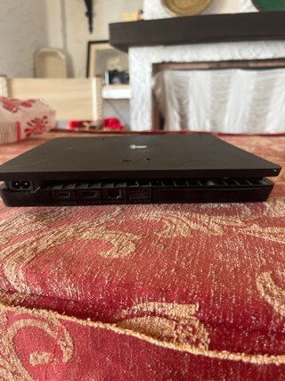 PS4 Slim 500GB Negra