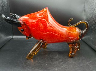 Gran figura de Toro en cristal de Murano firmado.