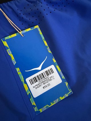 Hoka Marató Barcelona Short y Gorra Nuevos