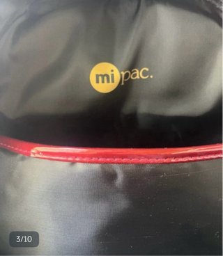 Mochila MIPAC Roja Charol - Nueva Con Etiqueta