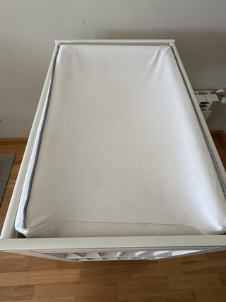 Cambiador IKEA GULLIVER + cambiador VĀDRA