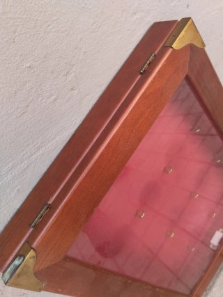 Vitrina expositor madera y cristal