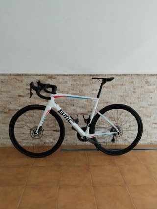 Bicicleta de carretera BMC