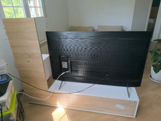 Mueble TV blanco y madera