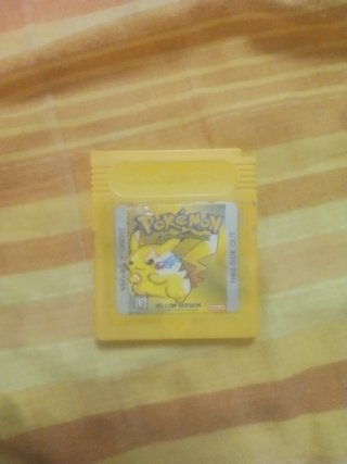 Pokémon Amarillo Game Boy