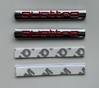 2 Emblemas Audi Quattro