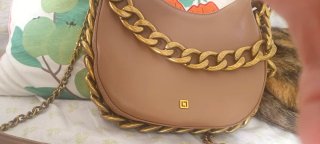 Bolso Beige Cadena Dorada