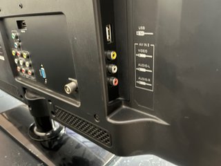 Televisor TCL Negro 24”