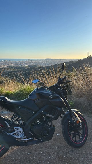 Yamaha MT-125 Negra