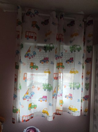 Cortinas infantiles con coches