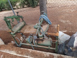 Compresor y prensa para suelas vintage