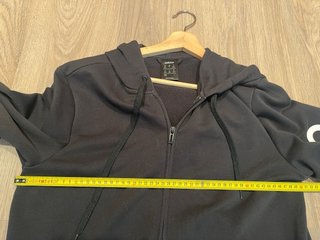 Sudadera Adidas con capucha