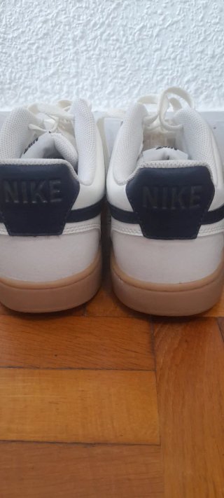 Zap Nike Blancas y Azul Marino ,Gris Original