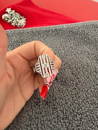 Anillo de plata con circonitas