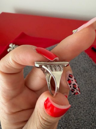 Anillo de plata con circonitas