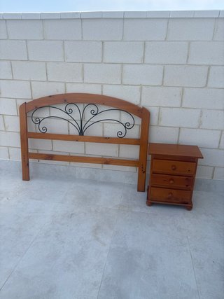 Cabecero y mesita provenzal madera