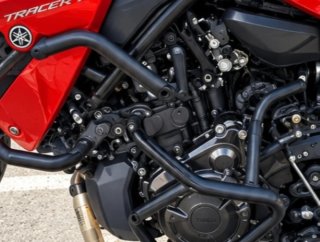 Yamaha Tracer 7 Roja