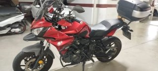 Yamaha Tracer 7 Roja