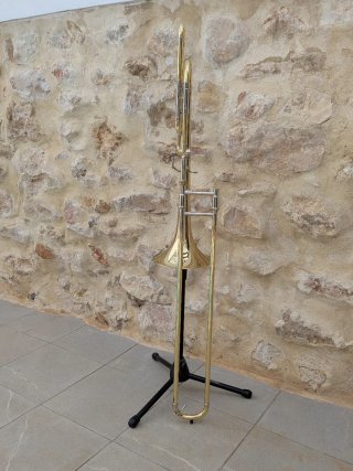 Trombón Bach 42 Stradivarius