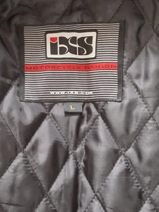 Chaqueta de moto con protección