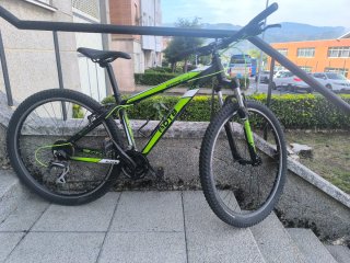Bicicleta MTB marca DTB 27.5 Negra y Verde