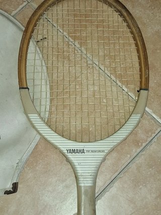 Raqueta de Tenis Yamaha con funda