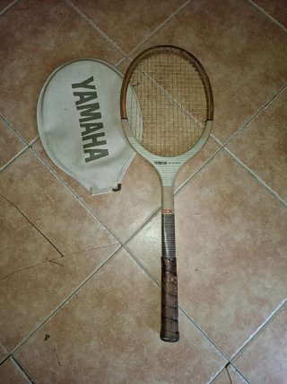 Raqueta de Tenis Yamaha con funda