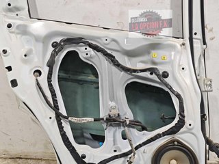 PUERTA TRASERA IZQUIERDA Honda Civic 5 puertas (FK)(01.2012->)